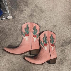 Ladies Size 9 Junk Gypsy Western Boot